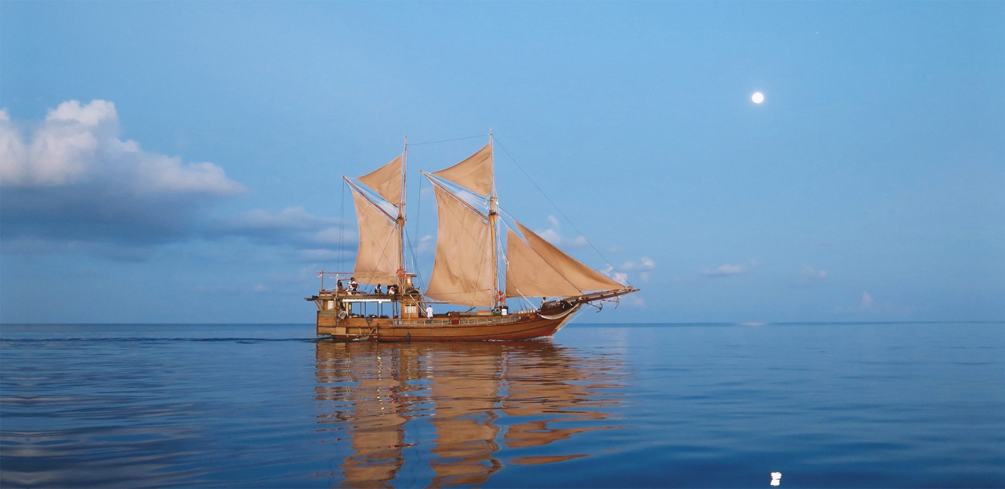 Indonesia Boat Charter. Explore Indonesia Liveaboards: Bali, Lombok, Flores & Komodo Adventures